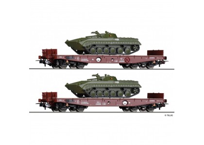 Set 2 vagoane platforma incarcate cu tancuri DR - H0 TILLIG 70058